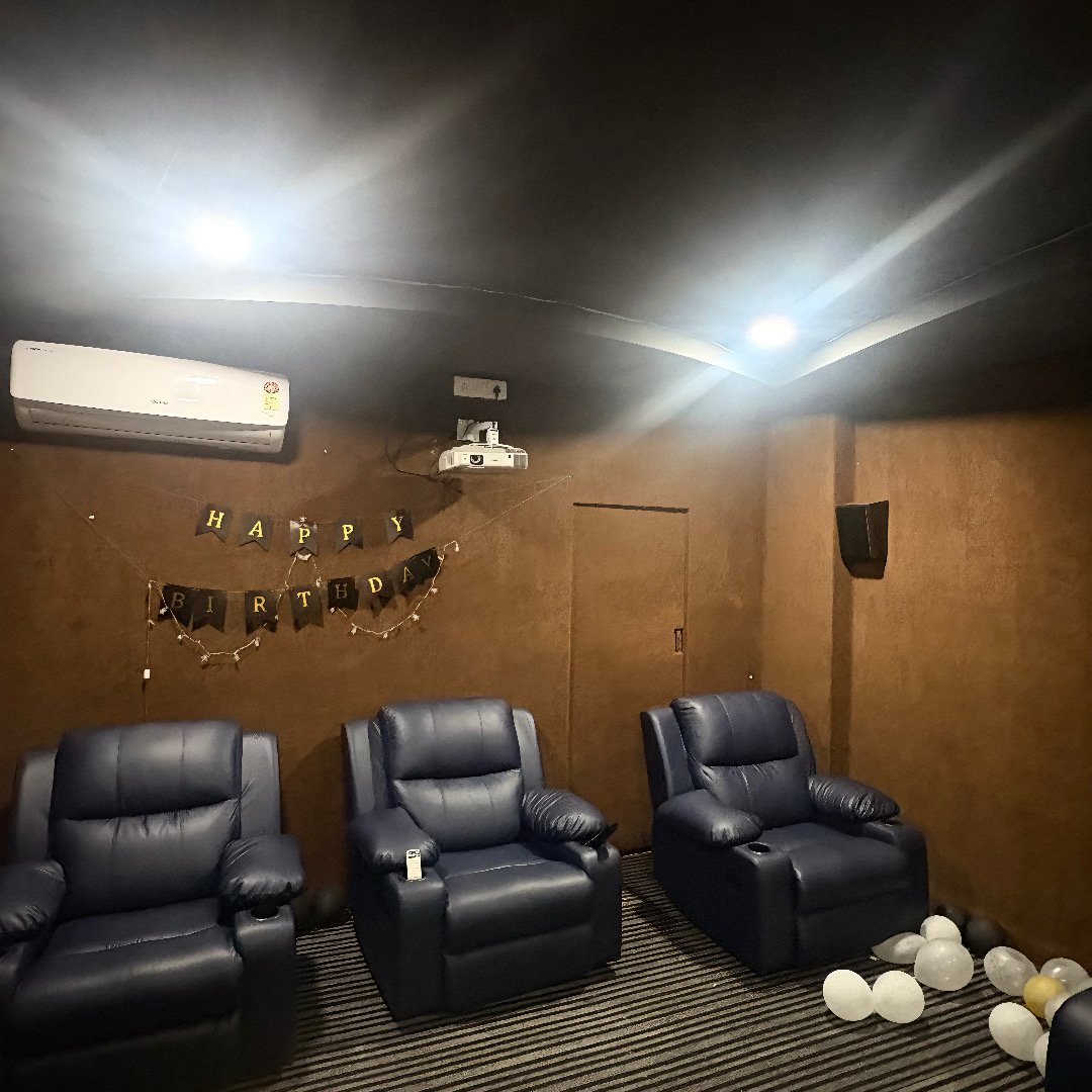 Private theatre 1.JPG